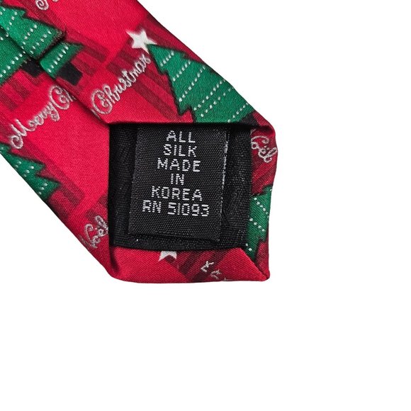 Hallmark Holiday Traditions Mens Neck Tie Silk Christmas Tree Holiday Red - Picture 5 of 7